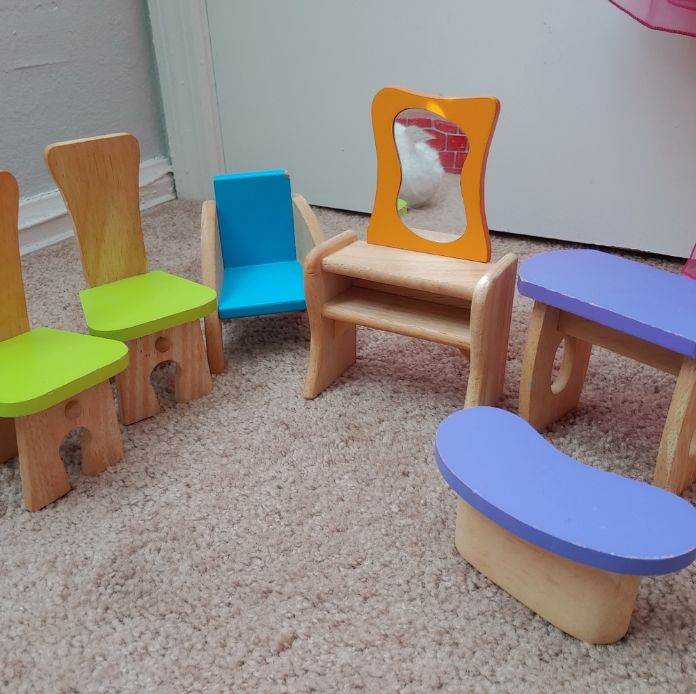 Doll house furniture